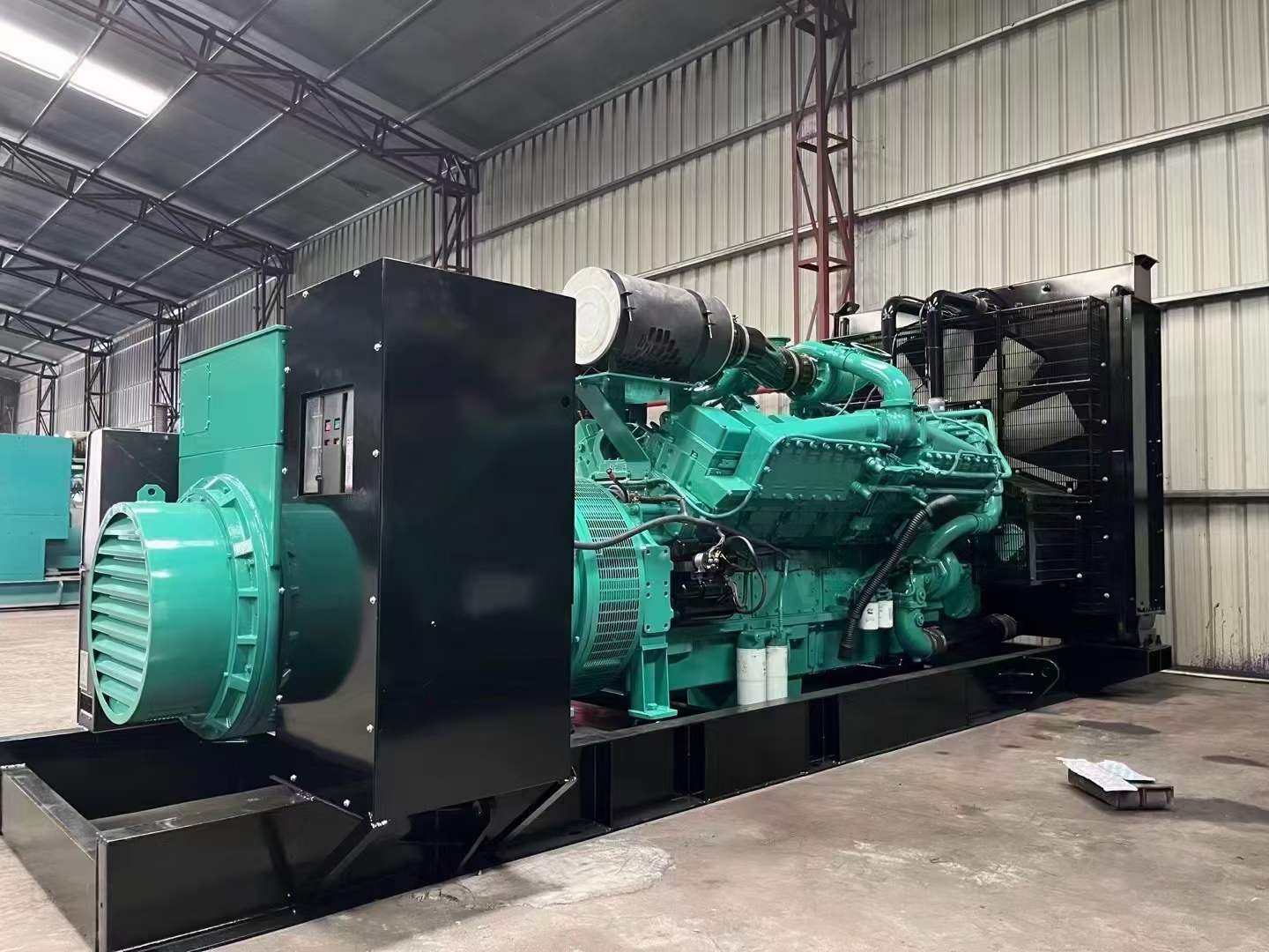 皂市镇如何降低 800kW 柴油发电机输出电流的波动？