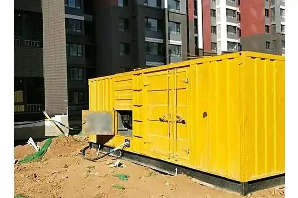 皂市镇发电机租赁中燃油压力过低会对发动机的哪些部件造成损坏？